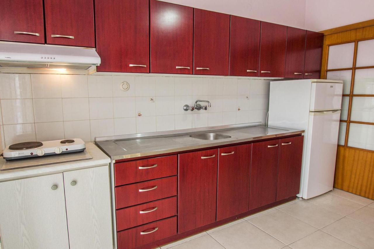 George Laz Rooms Vrasná Екстериор снимка